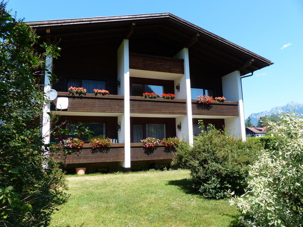 Pension Hohenrainer Reutte Exterior photo